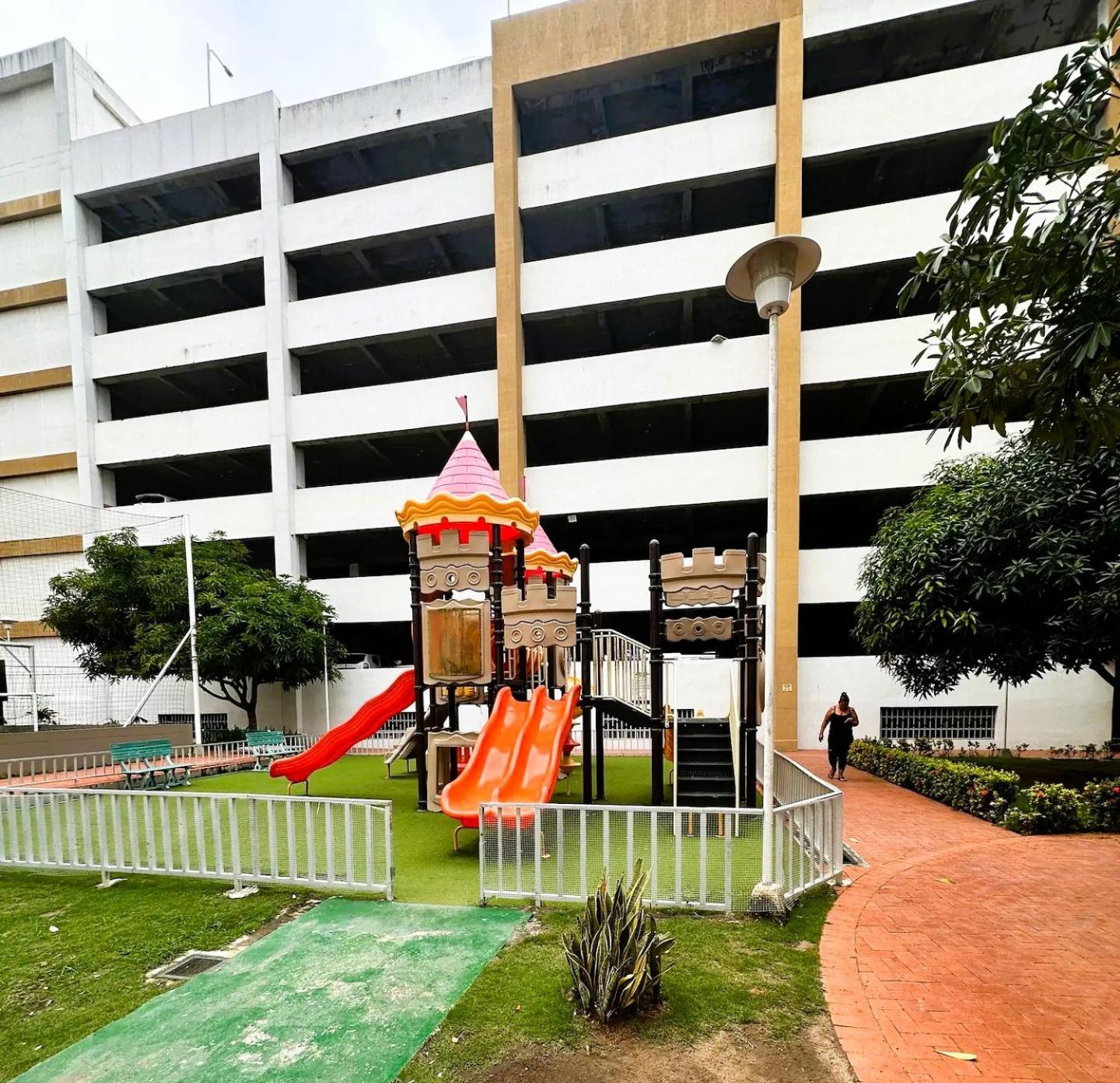 Apartamentos Condominio Oporto - Cerca A Todo 바랑키야 외부 사진